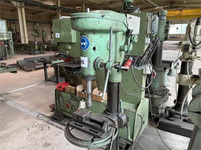 Lochstanze / Stanzmaschine Muhr & Bender KLH700/760